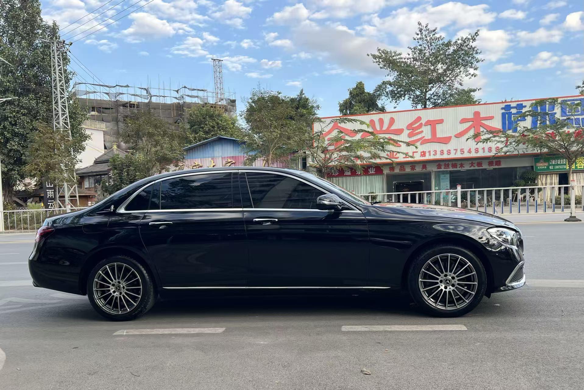 Mercedes-Benz E-Class 2022 thumb 3