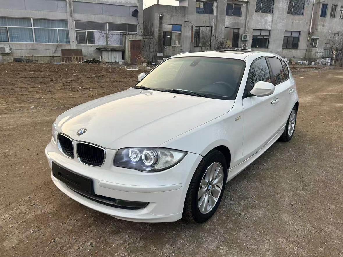 BMW 1 серии 2011 thumb 8