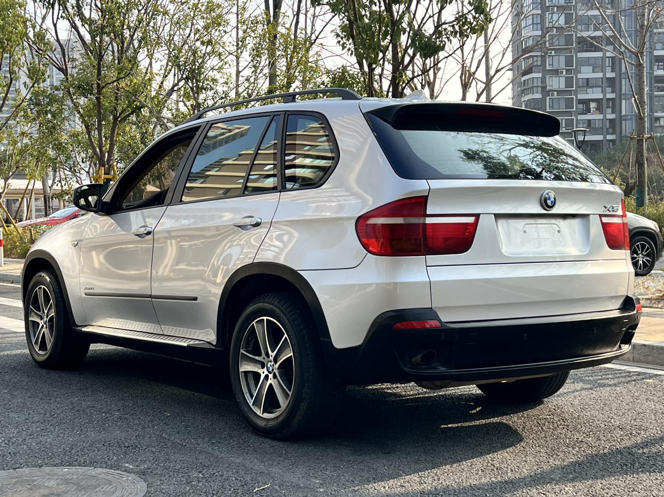 BMW X5 2009 thumb 3