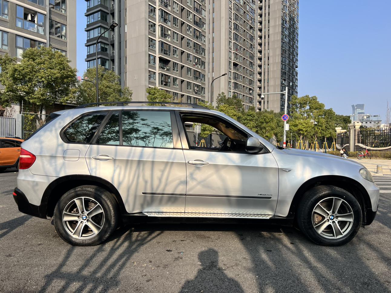 BMW X5 2009 thumb 6
