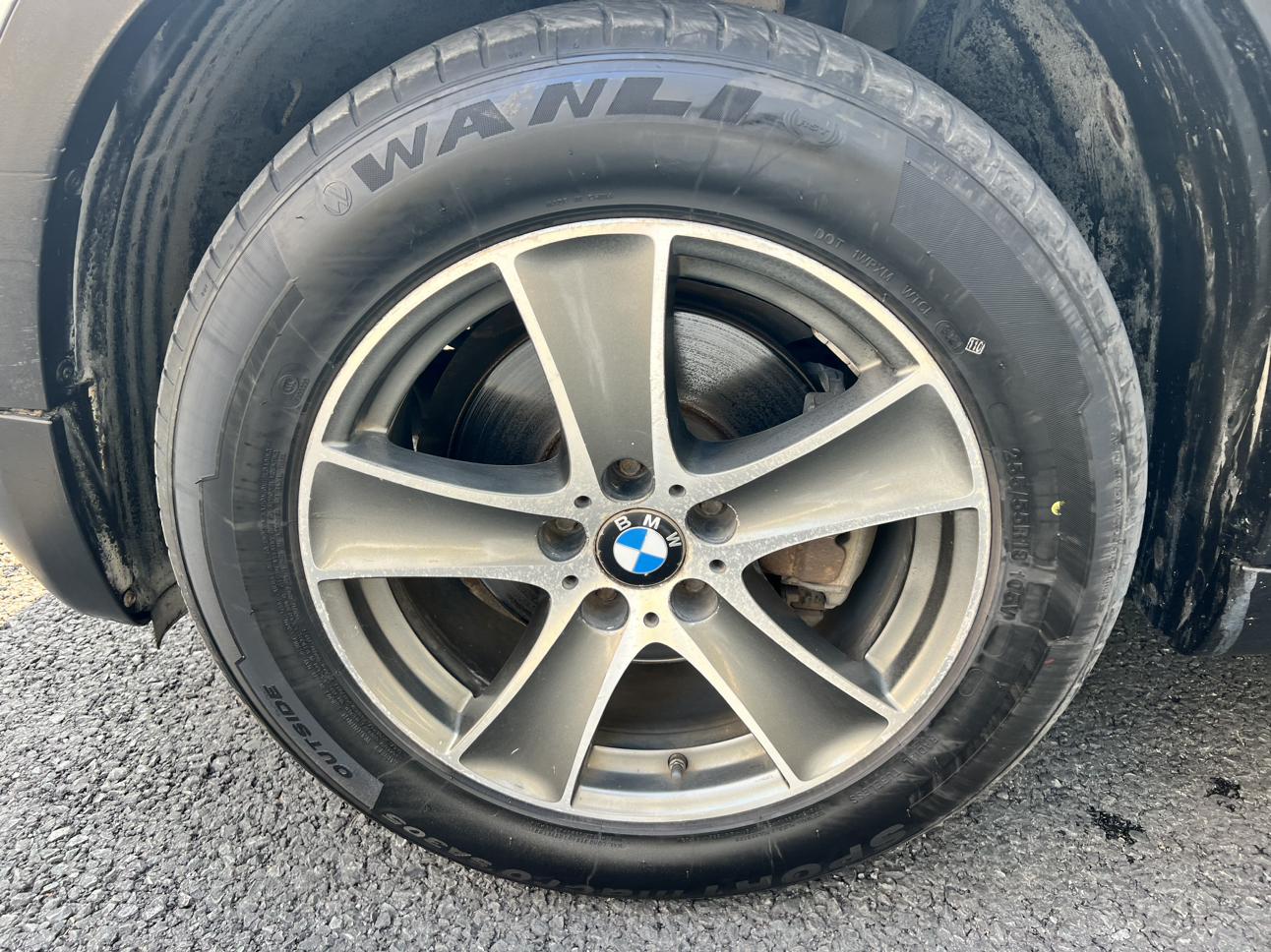 BMW X5 2009 thumb 11