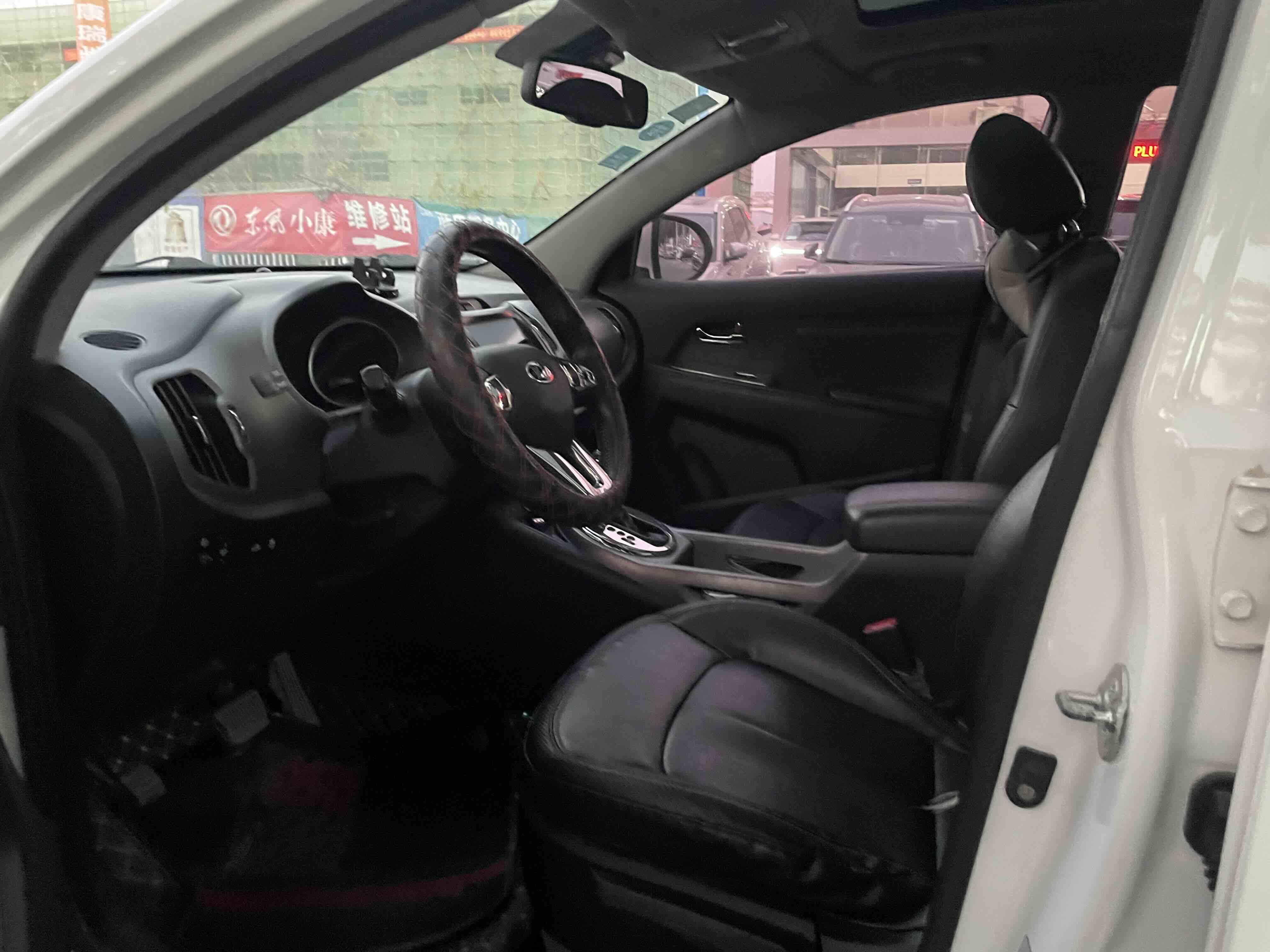 Kia Sportage 2016 thumb 5