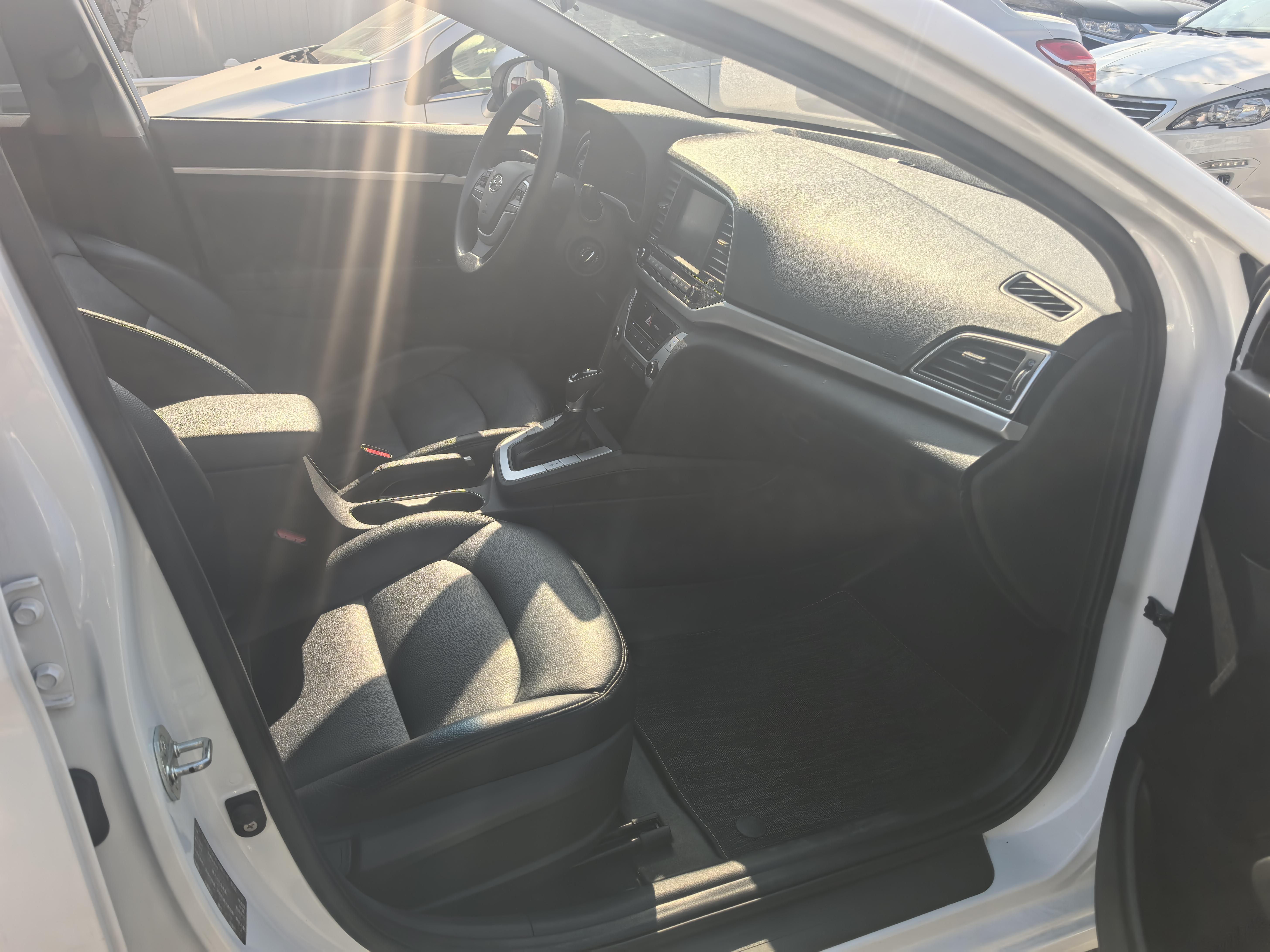 Hyundai Elantra 2019 thumb 8