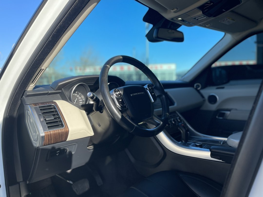Land Rover Range Rover Sport 2014 thumb 12
