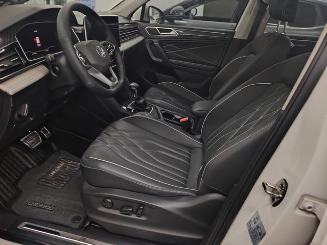 Volkswagen Tiguan 2022 thumb 2