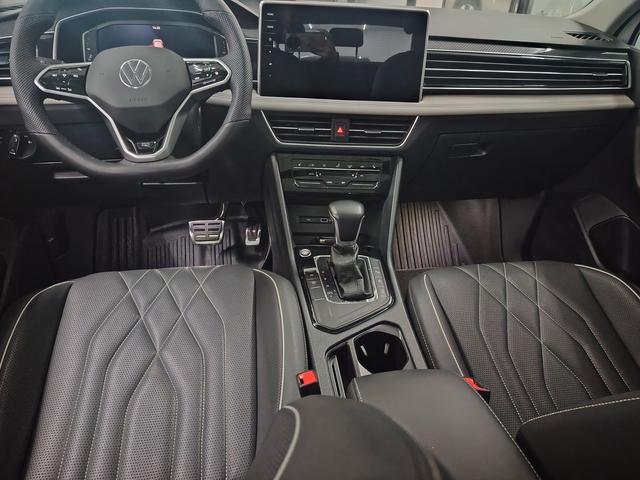 Volkswagen Tiguan 2022 thumb 3