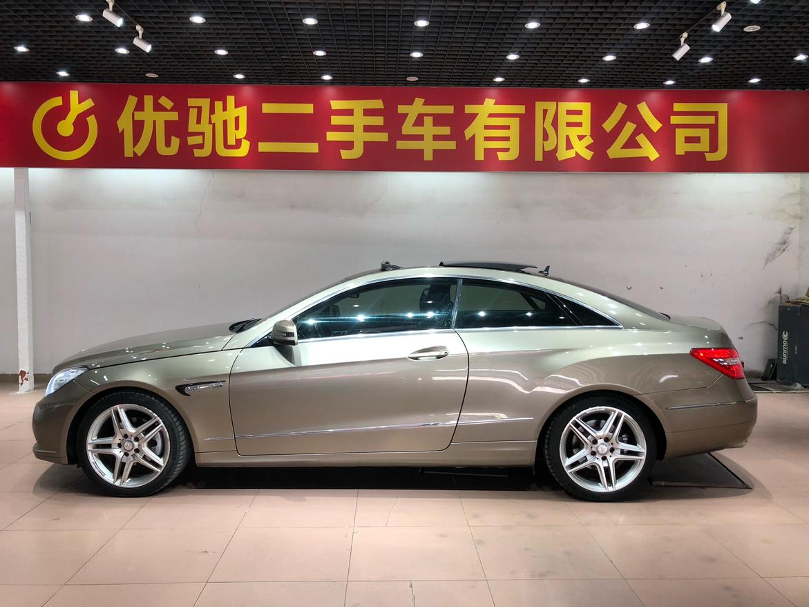 Mercedes-Benz E-Class 2011 thumb 2
