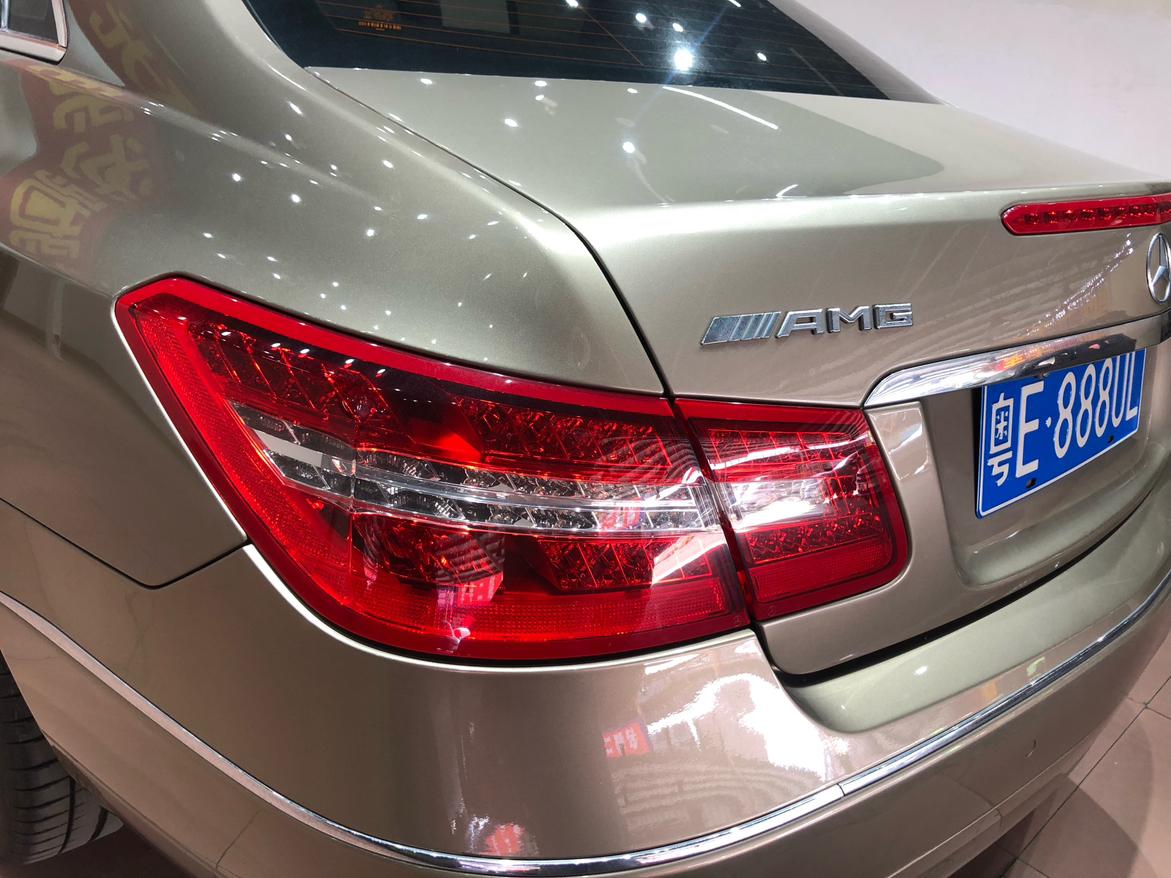 Mercedes-Benz E-Class 2011 thumb 9