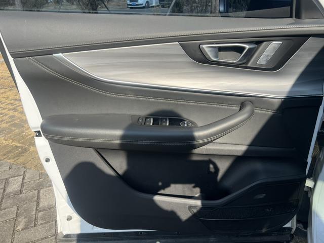 Chery Tiggo 8 2022 thumb 4