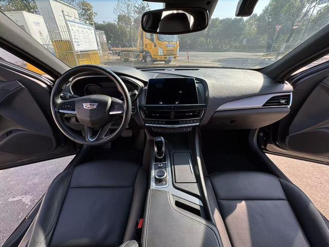 Cadillac CT5 2022 thumb 6