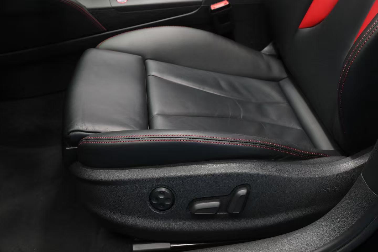 Audi S3 2019 thumb 12