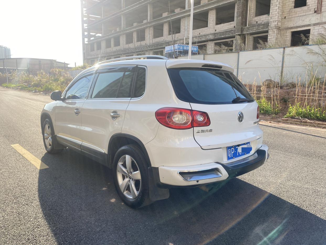 Volkswagen Tiguan 2012 thumb 2