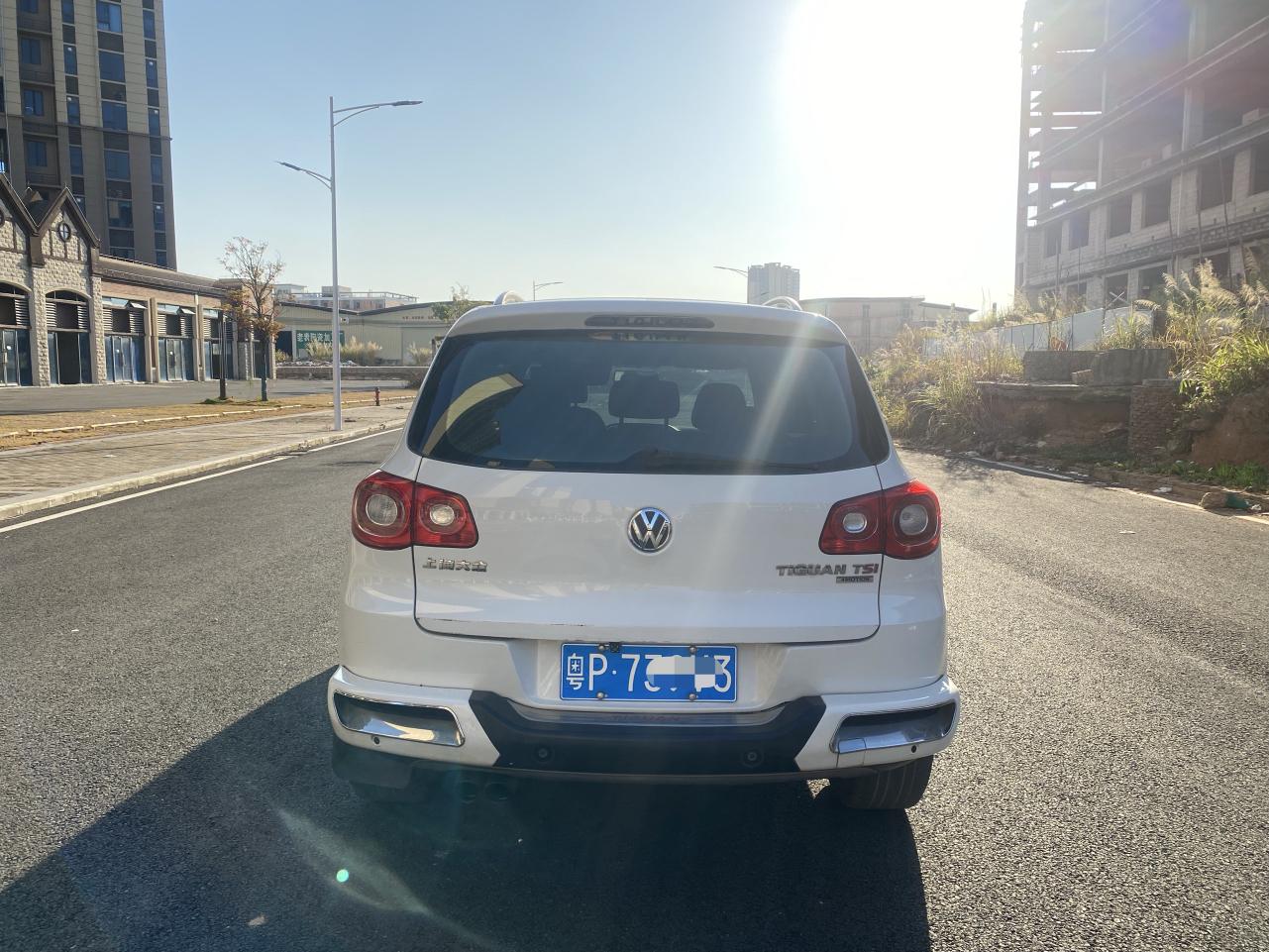 Volkswagen Tiguan 2012 thumb 3