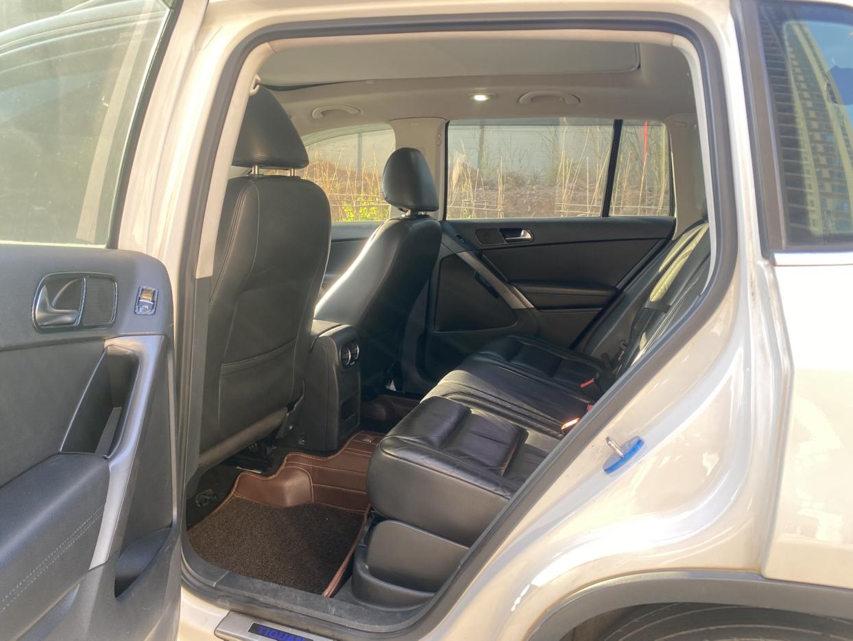 Volkswagen Tiguan 2012 thumb 8