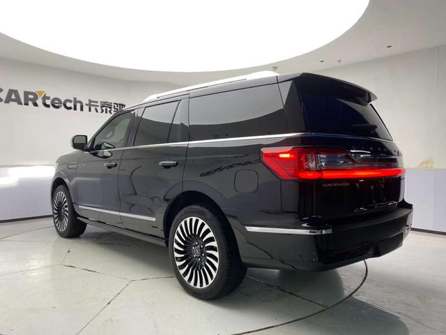 Lincoln Nautilus 2020 thumb 4