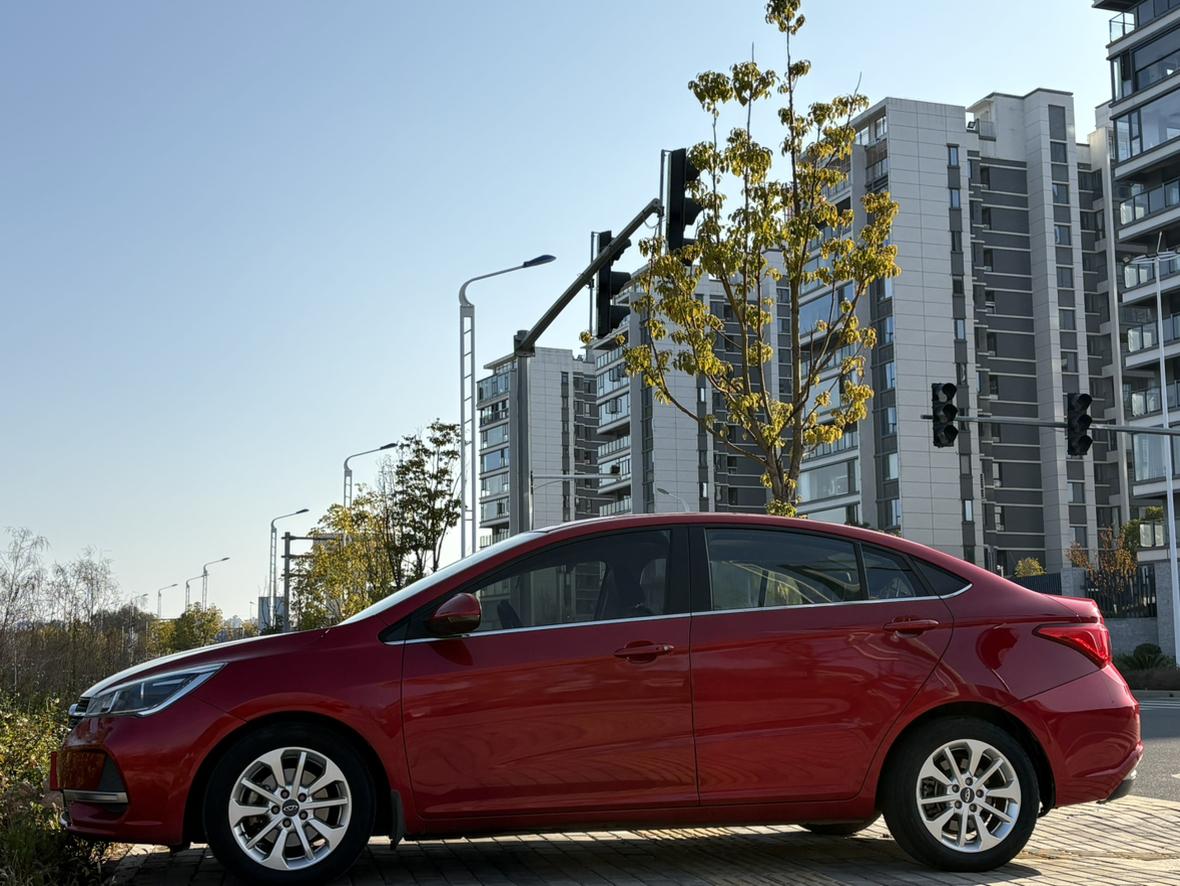Chery Arrizo 5 2019 thumb 2