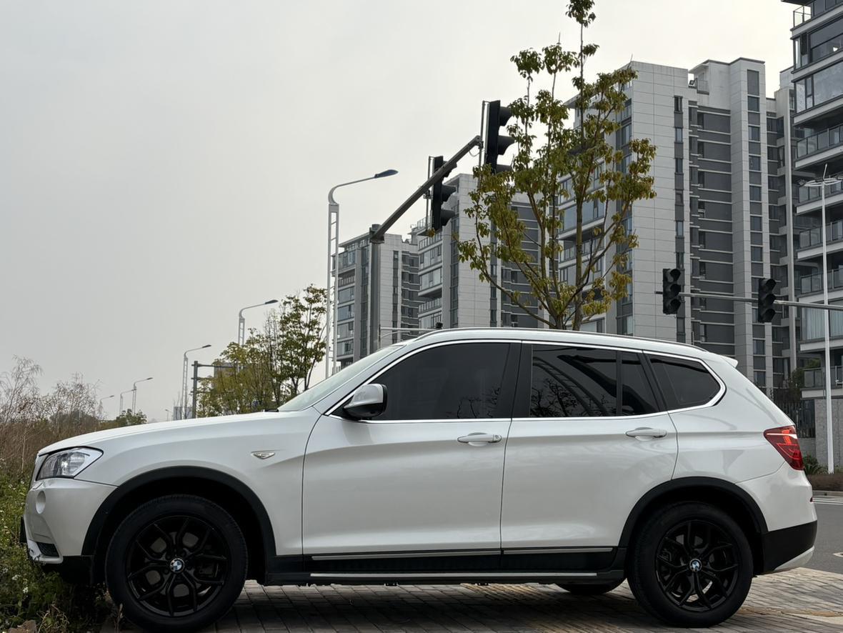 BMW X3 2013 thumb 2