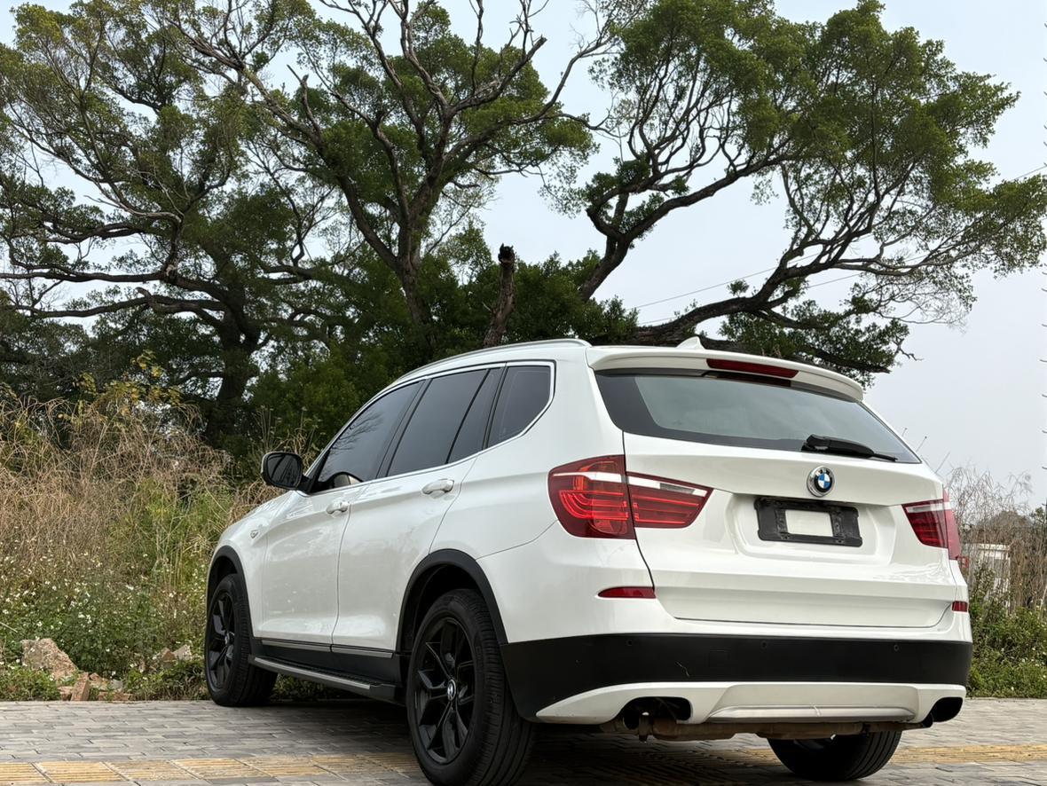 BMW X3 2013 thumb 3