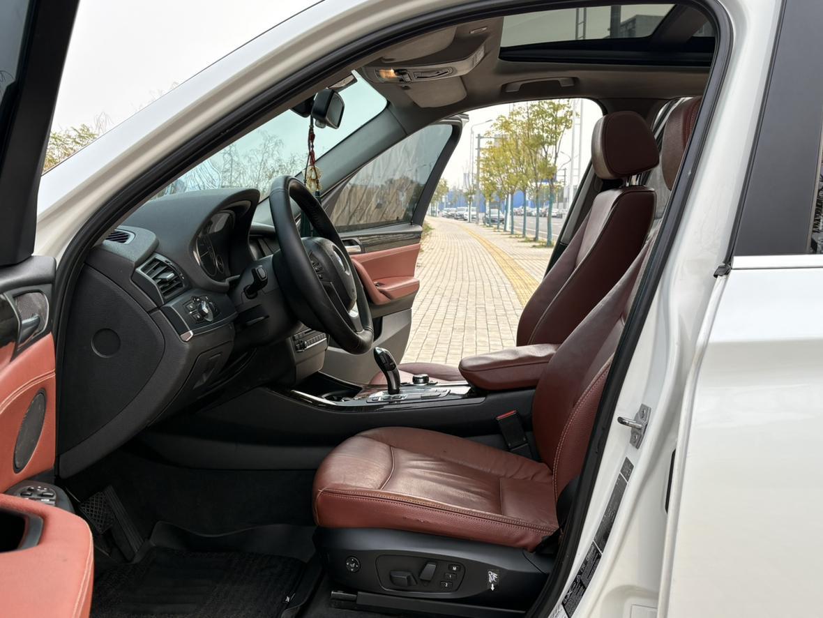 BMW X3 2013 thumb 11