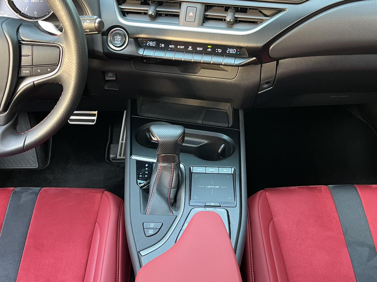 Lexus UX 2020 thumb 7