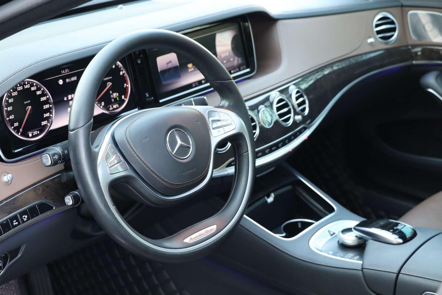 Mercedes-Benz S-Class 2015 thumb 11