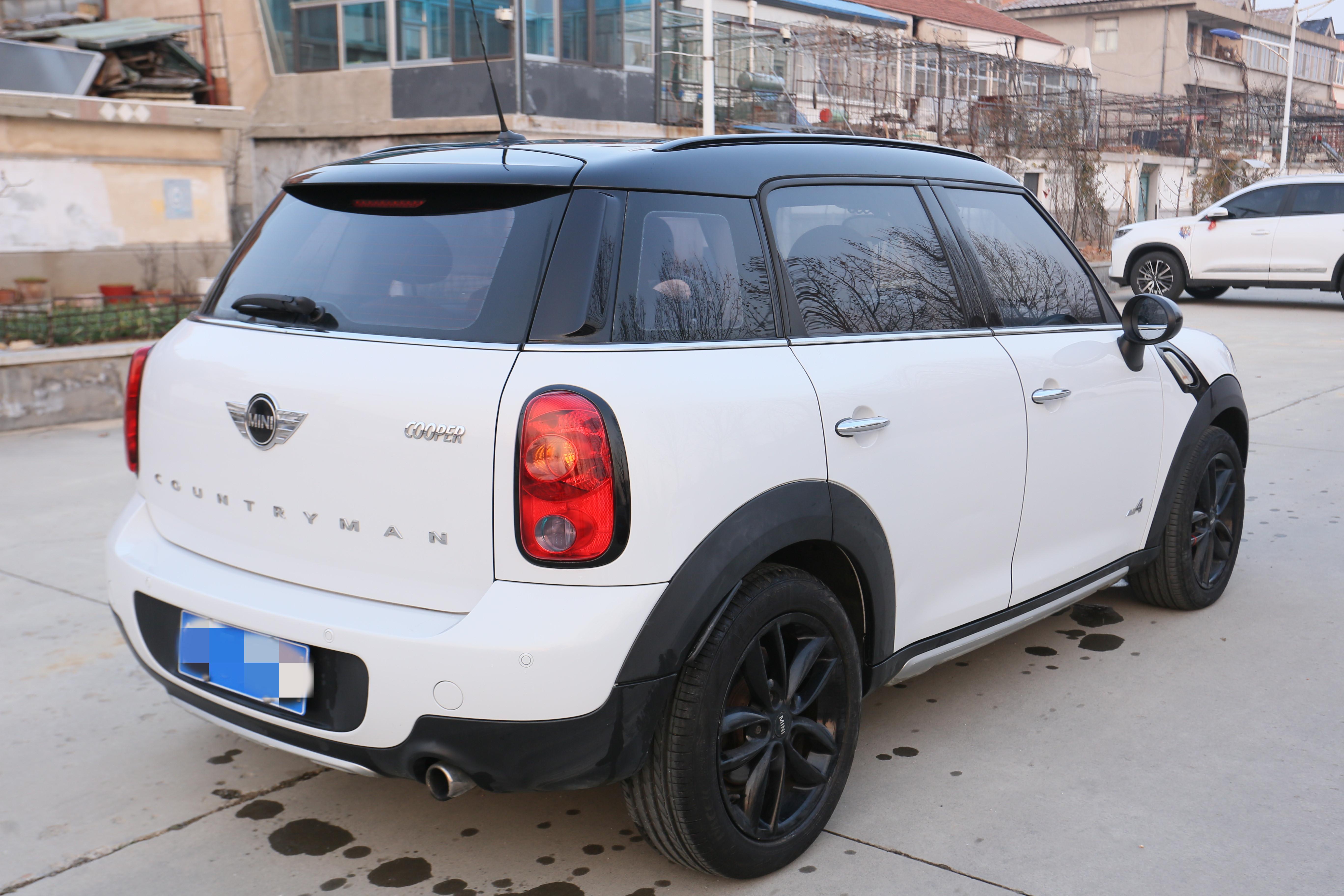 Mini Countryman 2016 thumb 4