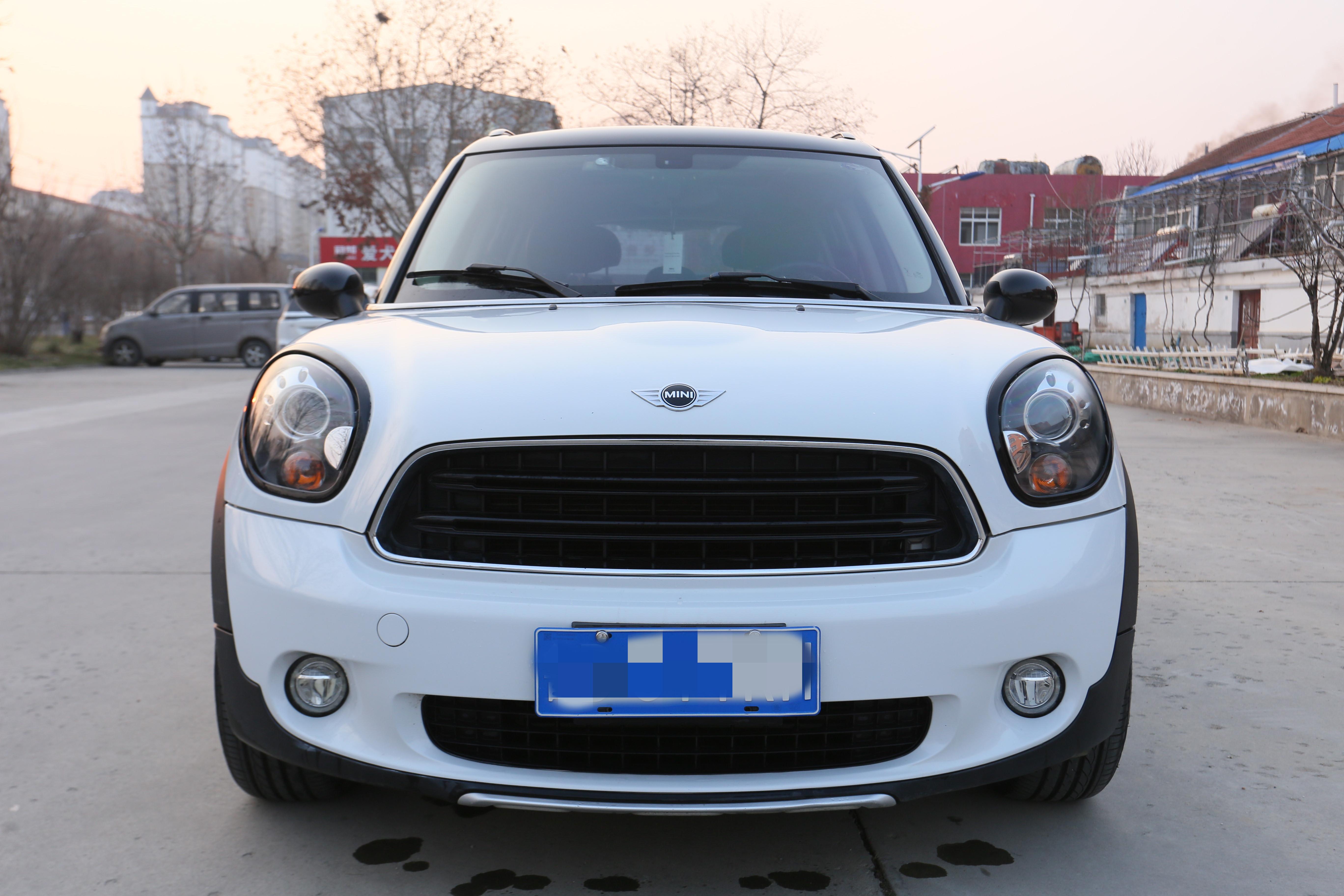 Mini Countryman 2016 thumb 12