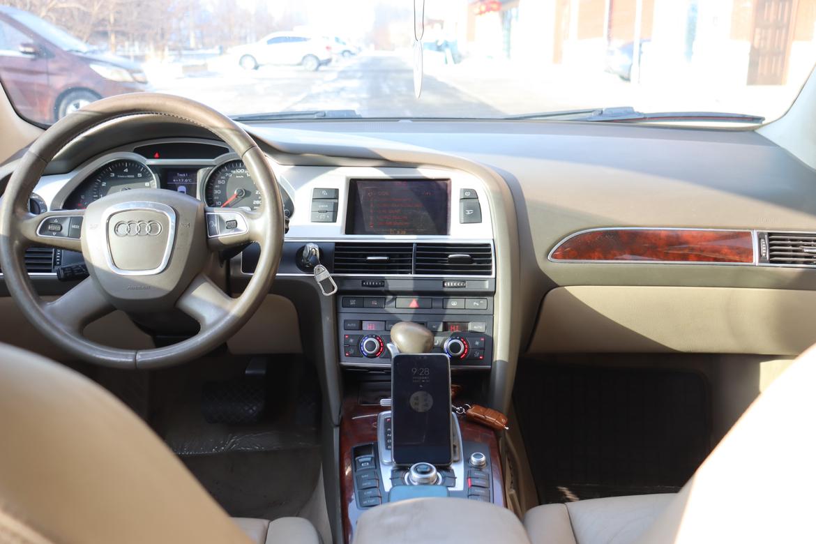 Audi A6 2010 thumb 5