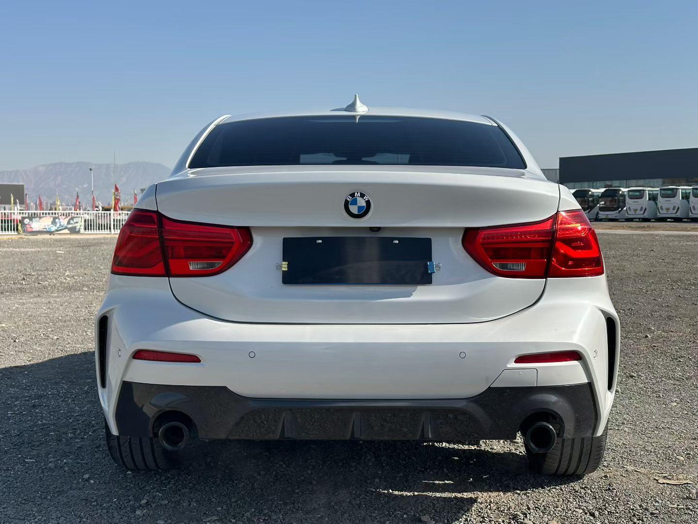 BMW 1 серии 2022 thumb 3
