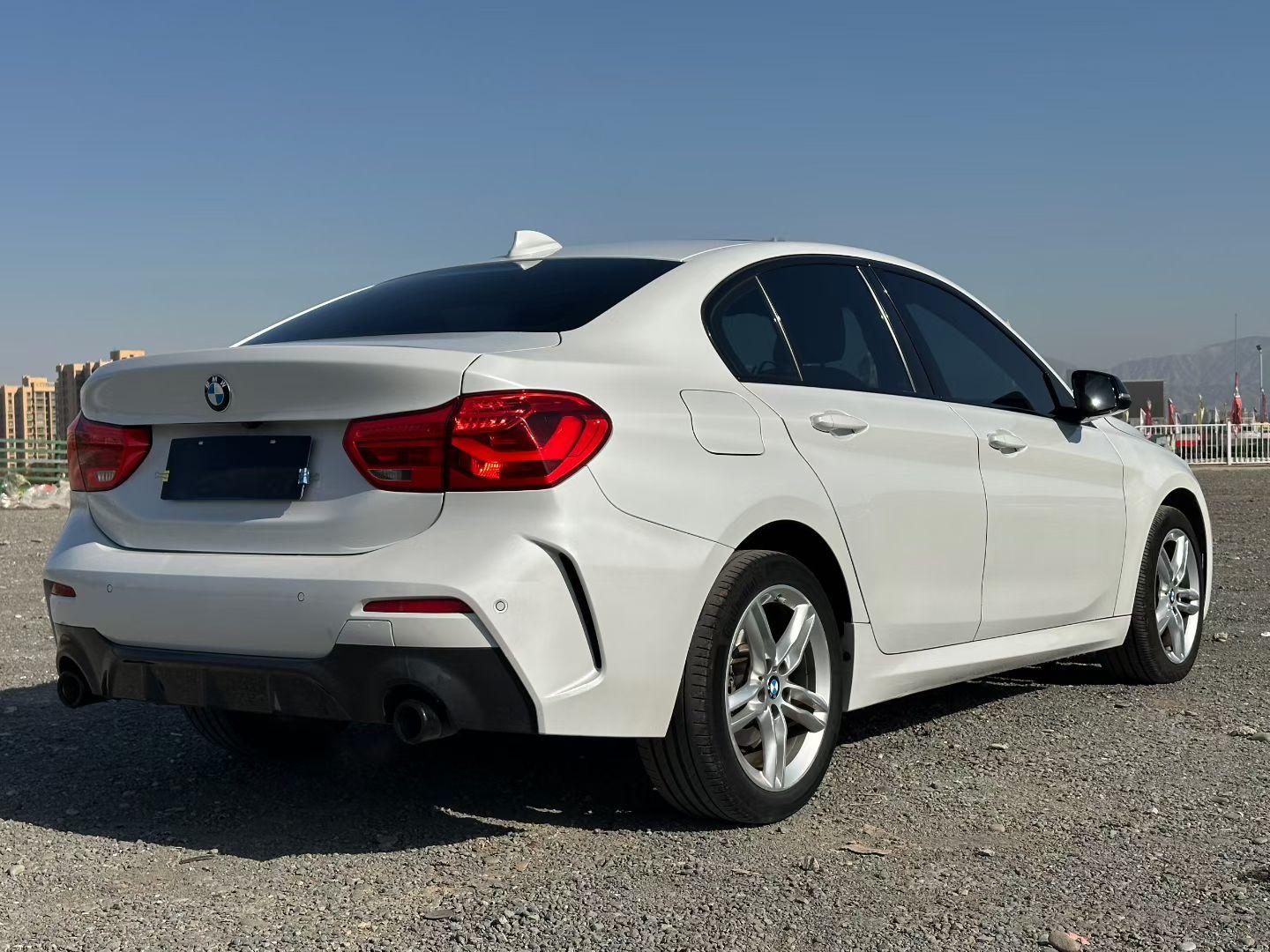 BMW 1 серии 2022 thumb 4