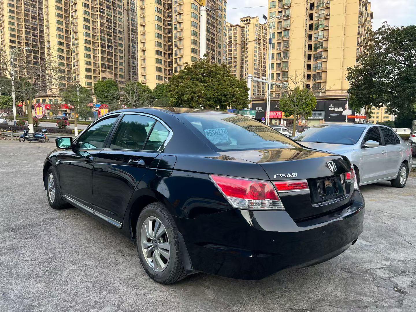 Honda Accord 2012 thumb 12