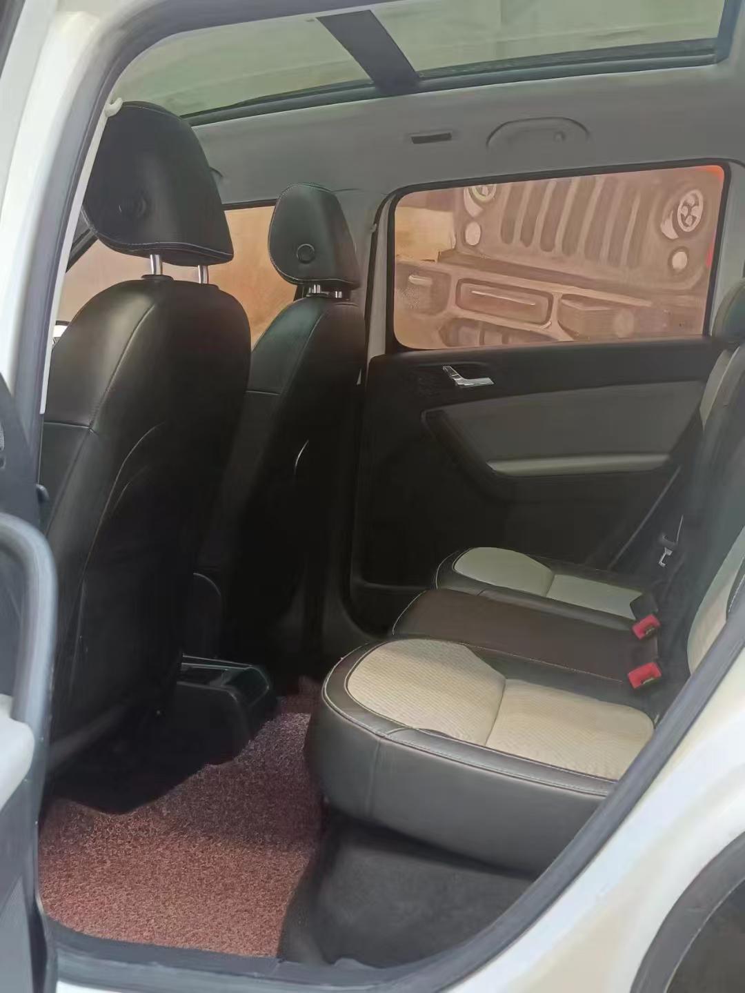Skoda Yeti 2016 thumb 8