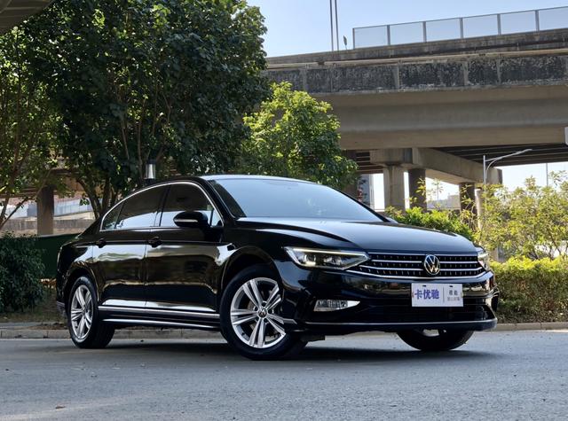 Volkswagen Magotan 2025 thumb 3