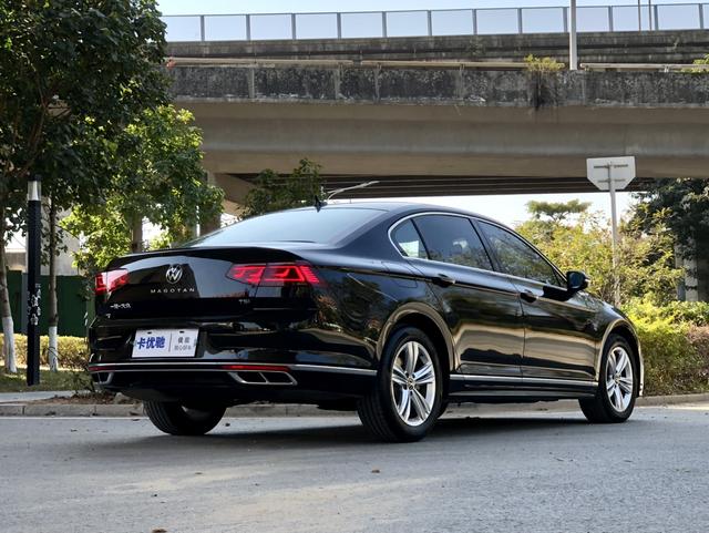 Volkswagen Magotan 2025 thumb 4