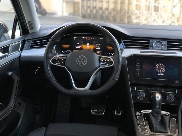 Volkswagen Magotan 2025 thumb 7