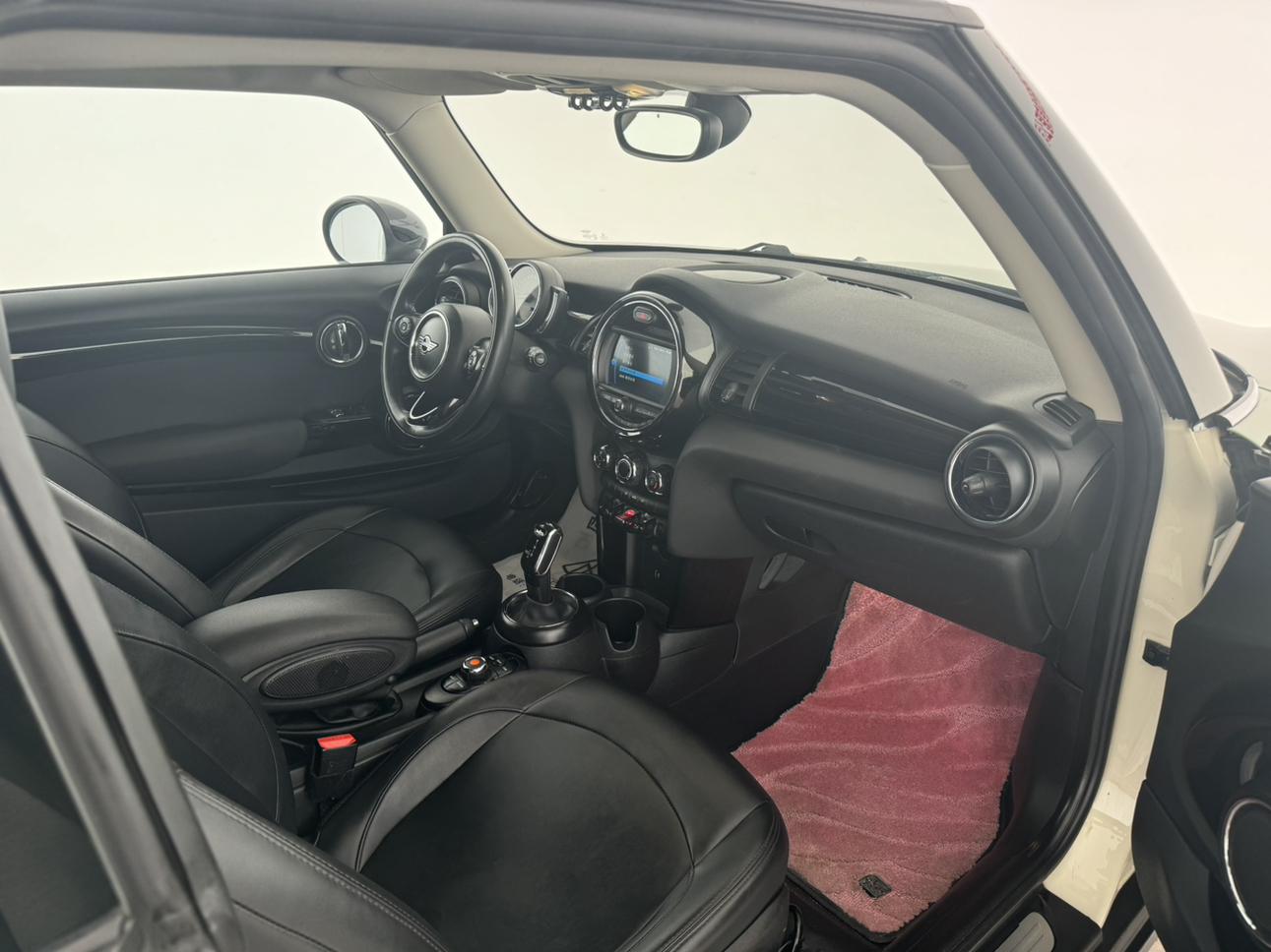 Mini Hatch 2019 thumb 7