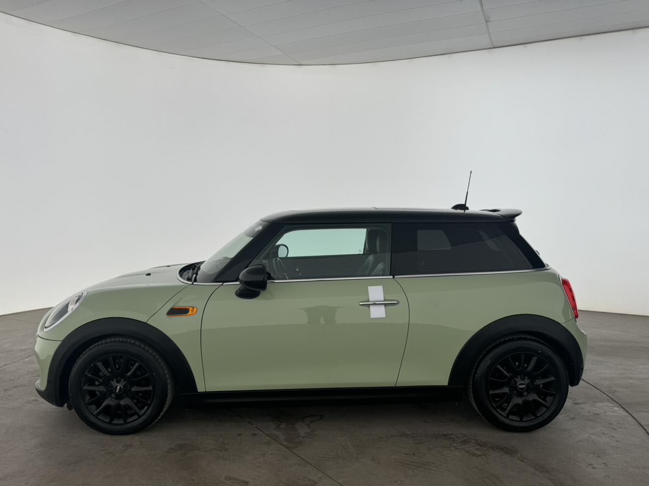 Mini Hatch 2019 thumb 11