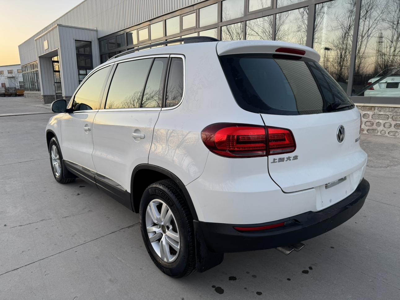 Volkswagen Tiguan 2014 thumb 2