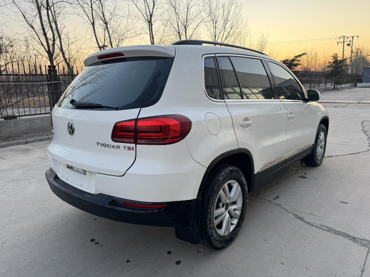 Volkswagen Tiguan 2014 thumb 4