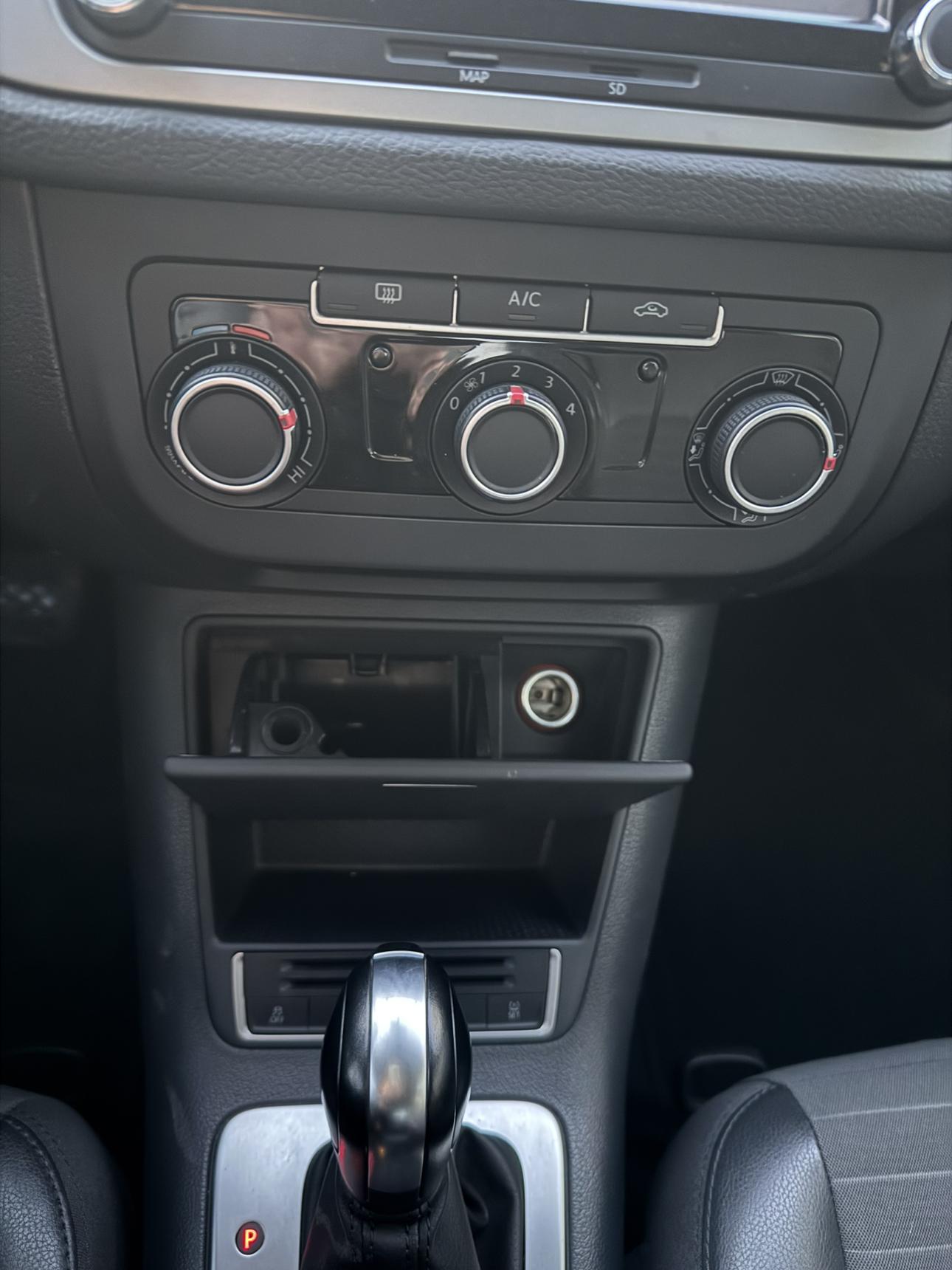 Volkswagen Tiguan 2014 thumb 9