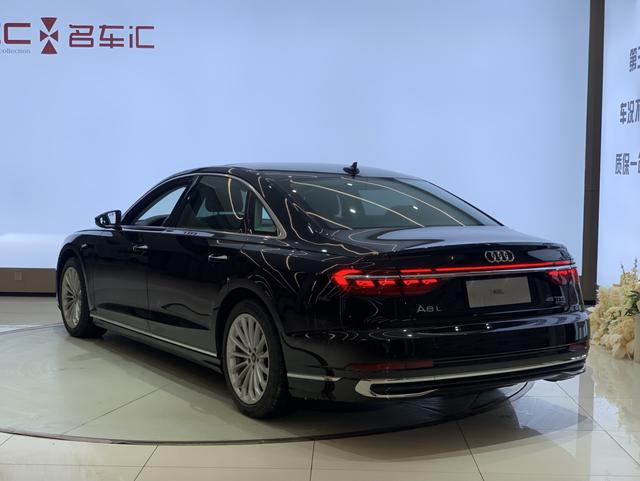 Audi A8 2023 thumb 2