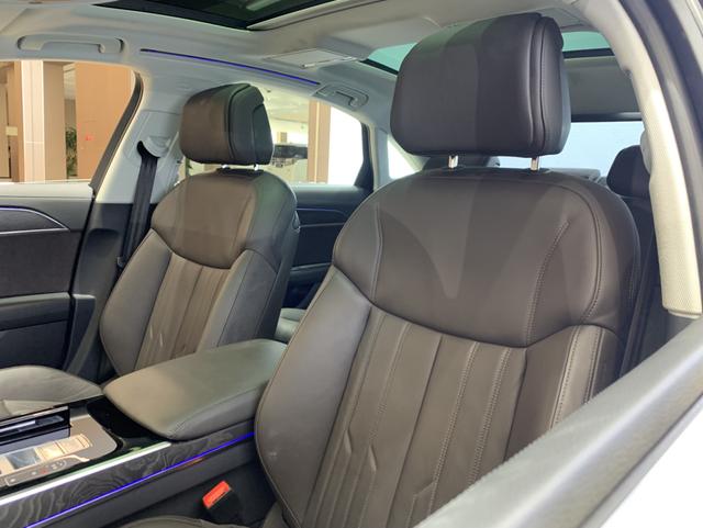 Audi A8 2023 thumb 7