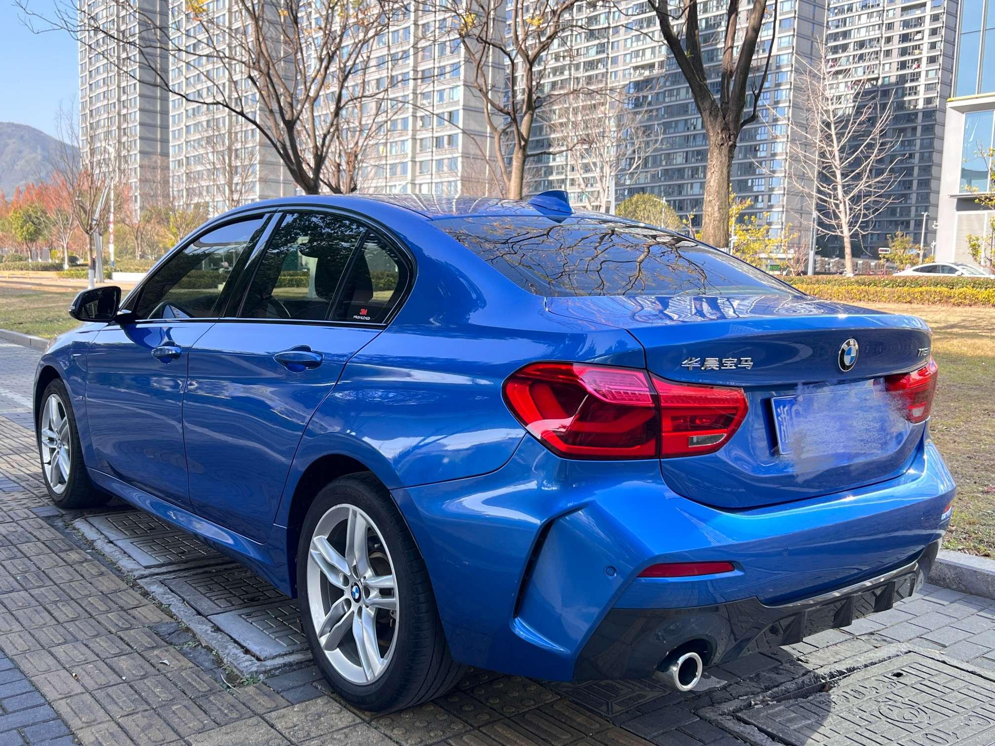 BMW 1 серии 2019 thumb 3