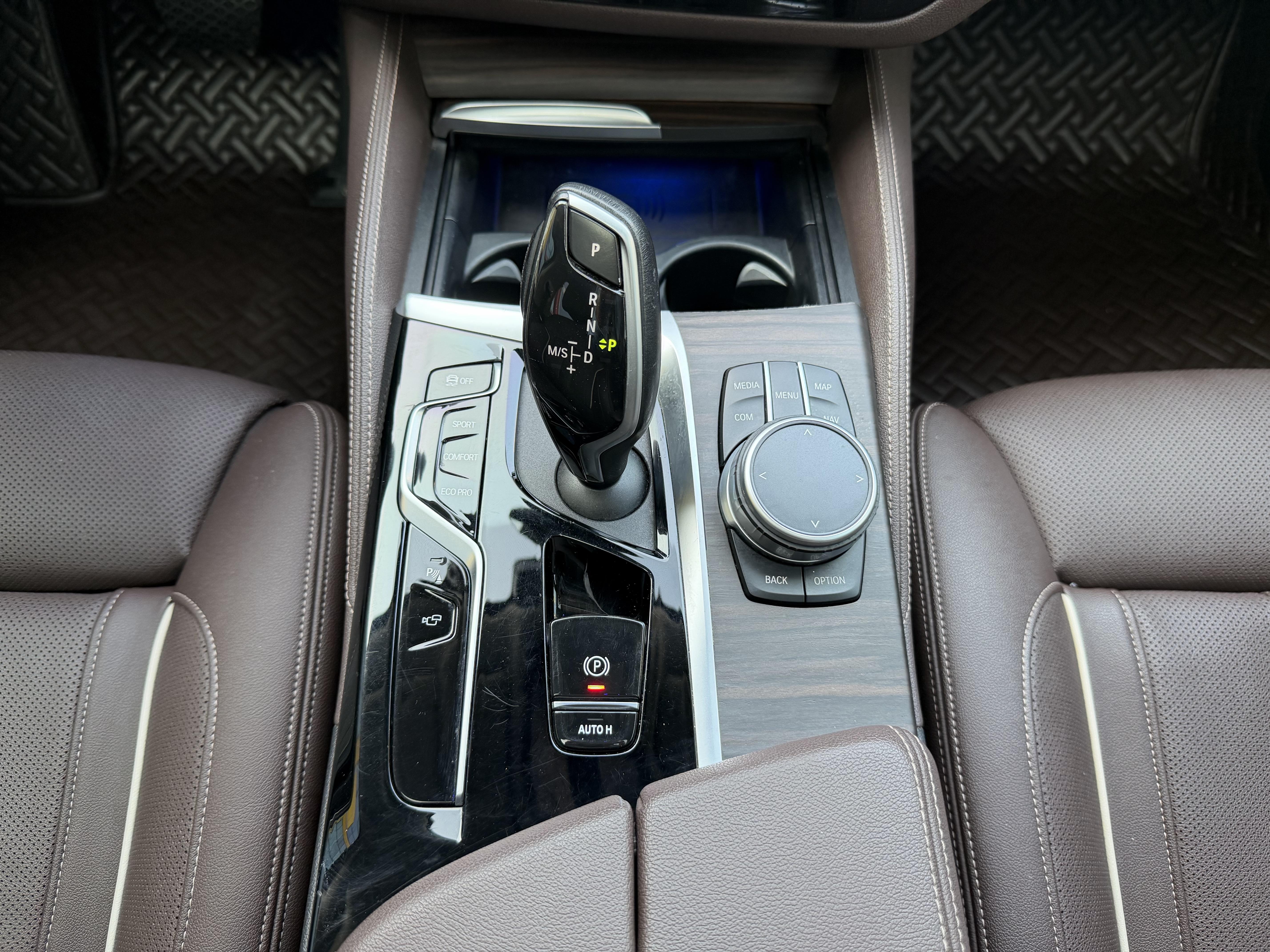 BMW 5 серии 2021 thumb 8