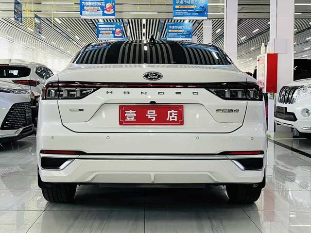 Ford Mondeo 2022 thumb 2