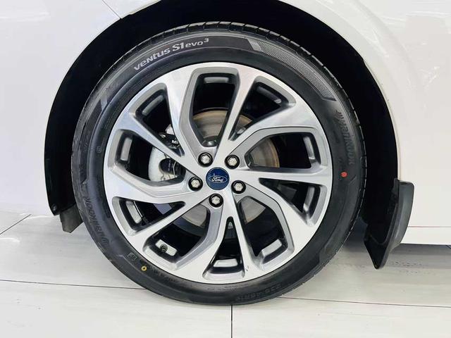 Ford Mondeo 2022 thumb 9