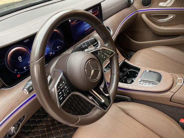 Mercedes-Benz E-Class 2022 thumb 7