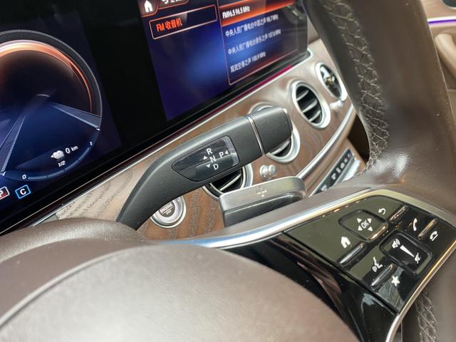 Mercedes-Benz E-Class 2022 thumb 8