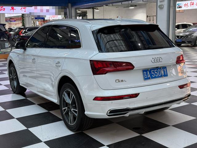 Audi Q5 2020 thumb 3