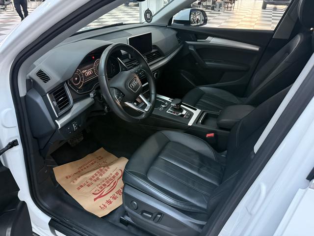 Audi Q5 2020 thumb 6
